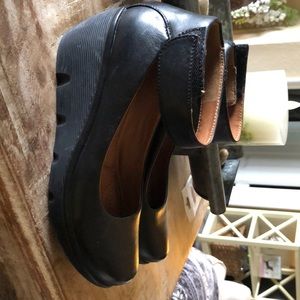 Slightly worn Clark’s Wedge